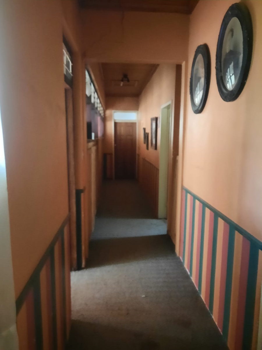 6 Bedroom Property for Sale in Odendaalsrus Free State